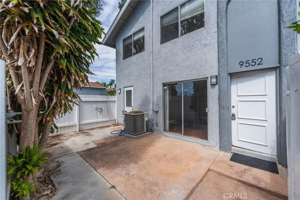 9552 Bickley 7, Huntington Beach