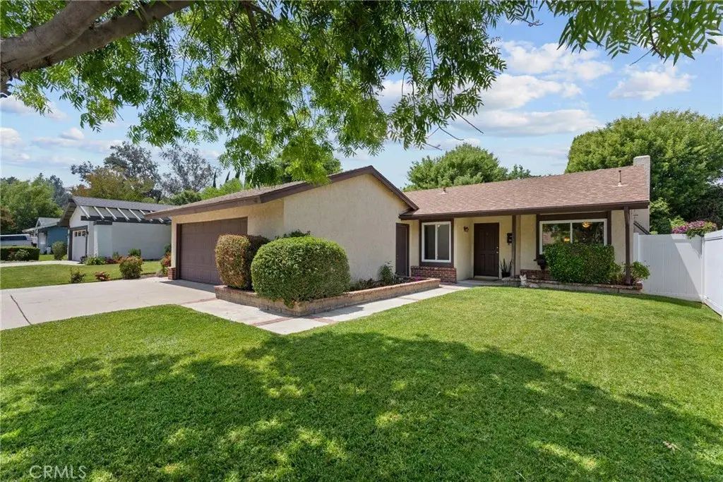 24419 Denise, Newhall