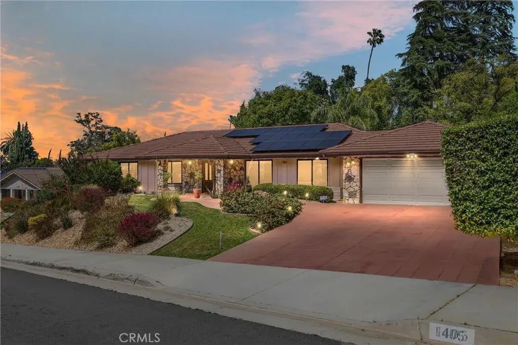 1405 Sterling Road, Redlands