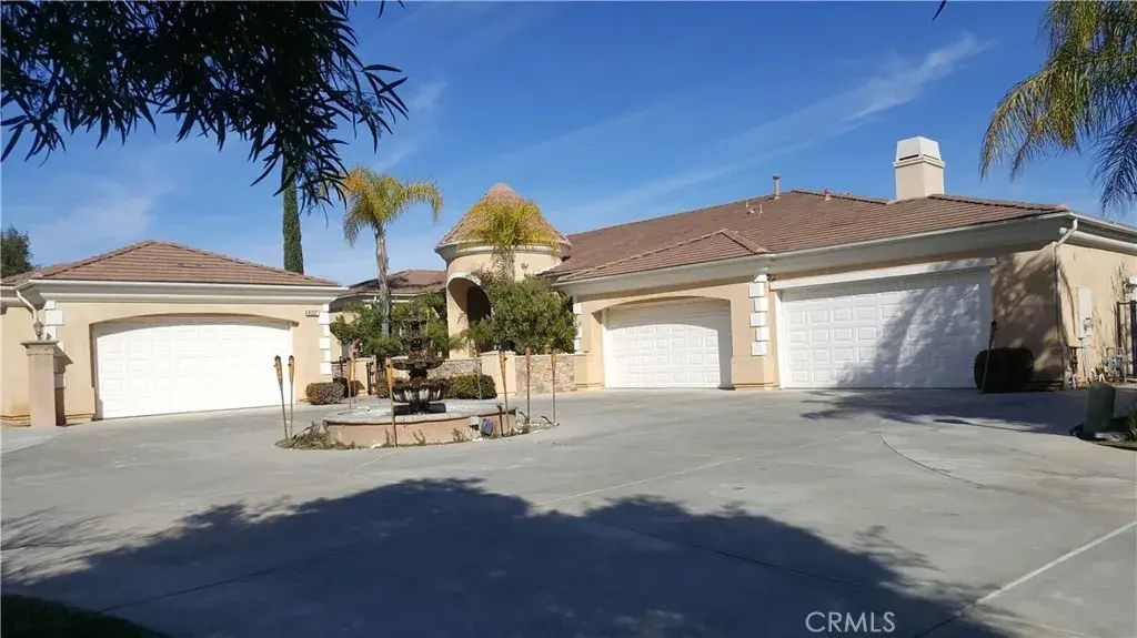 4007 Suzie Circle, Corona