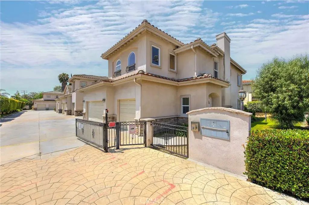 11552 Lower Azusa, El Monte