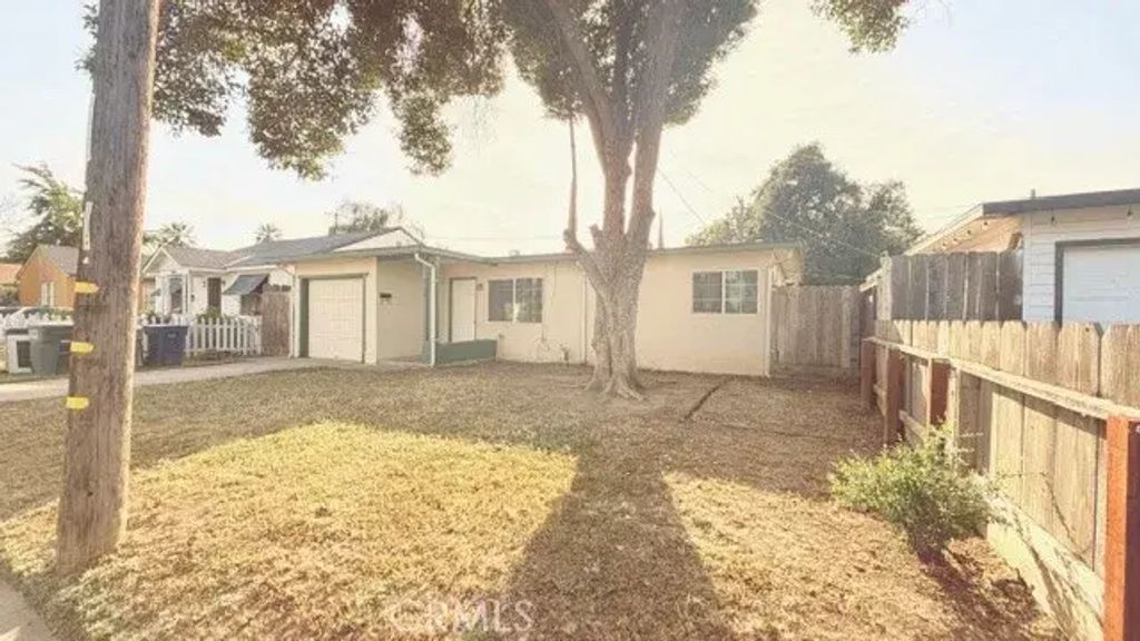 2179 Orchard, Merced