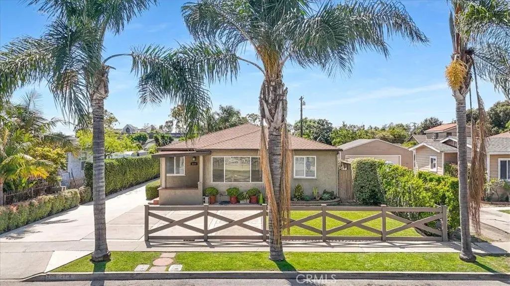 2114 Orange Avenue, Santa Ana