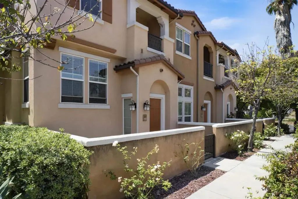 739 Mariposa, National City