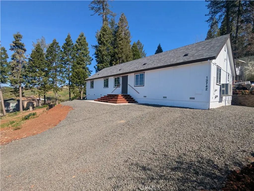 13742 Blair Lane, Magalia