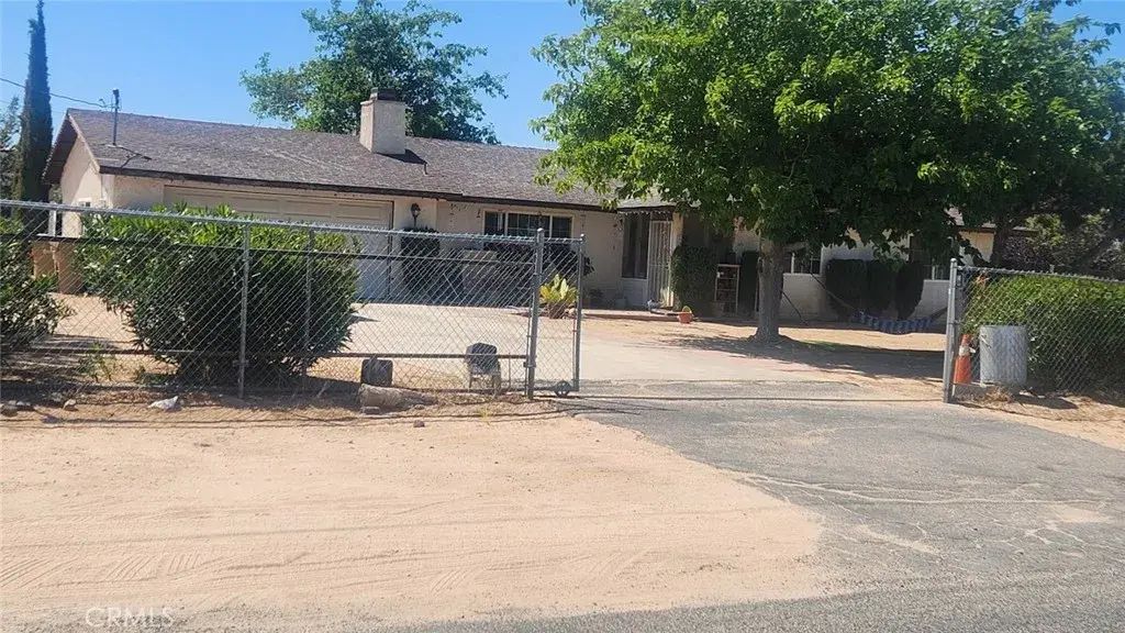 9070 6th, Hesperia