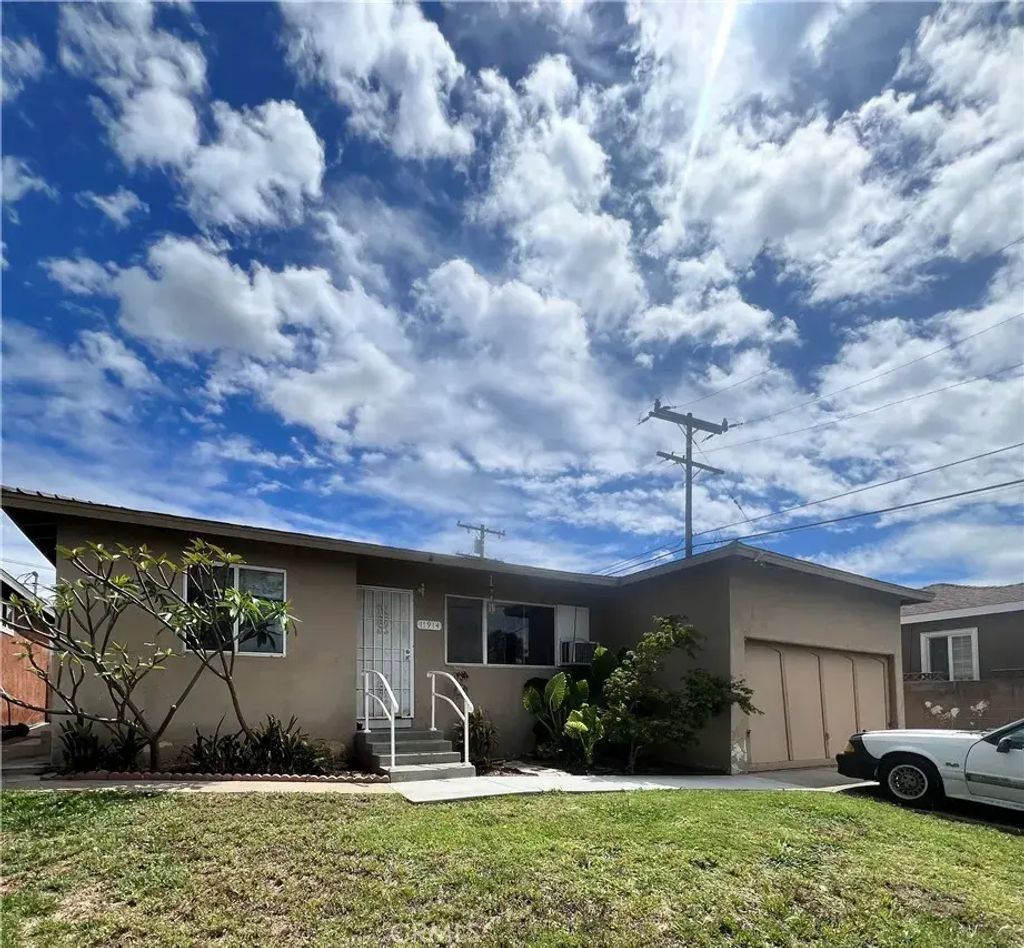 11914 N Hastings Drive, Whittier