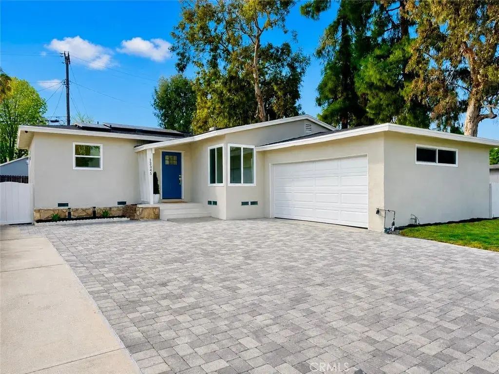 13345 Ottoman, Pacoima