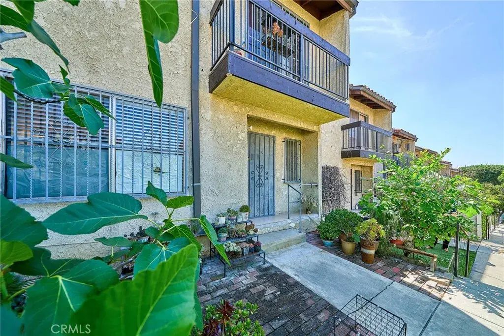 444 South Garfield #g Avenue, Monterey Park