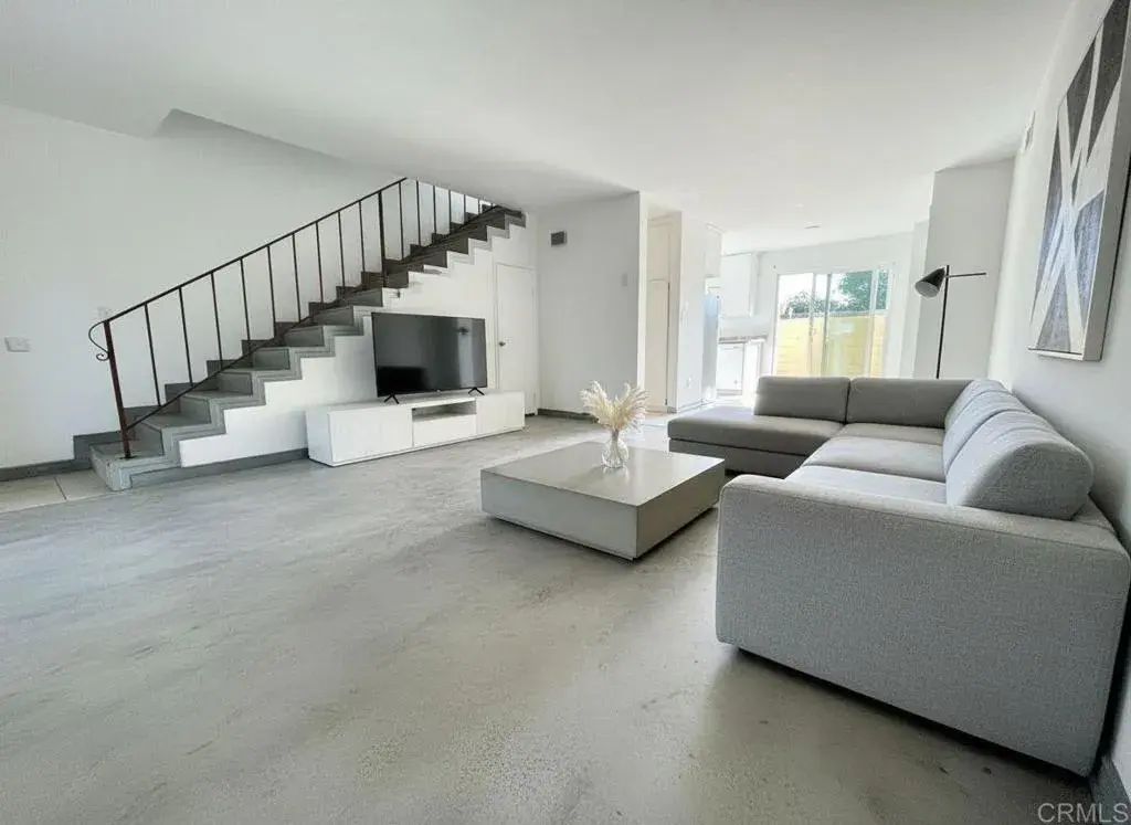789 Mollison Ave Avenue 2, El Cajon