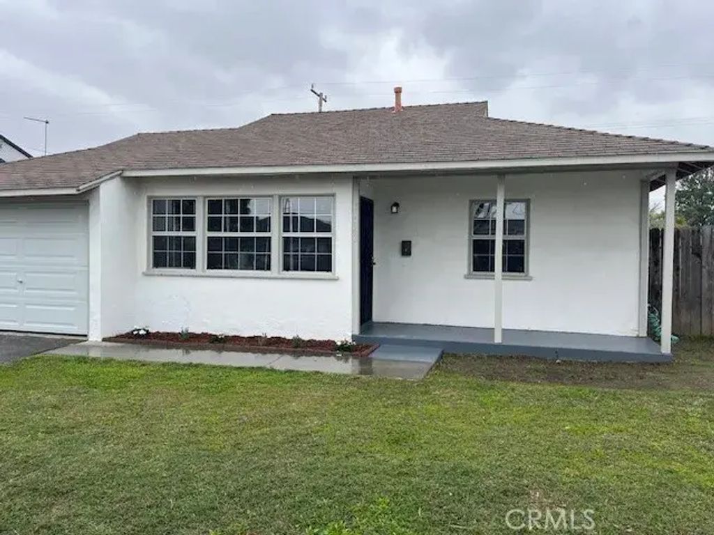 11948 Bayla, Norwalk