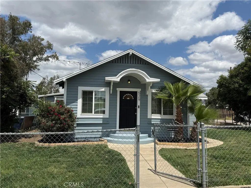 529 E Central, Redlands