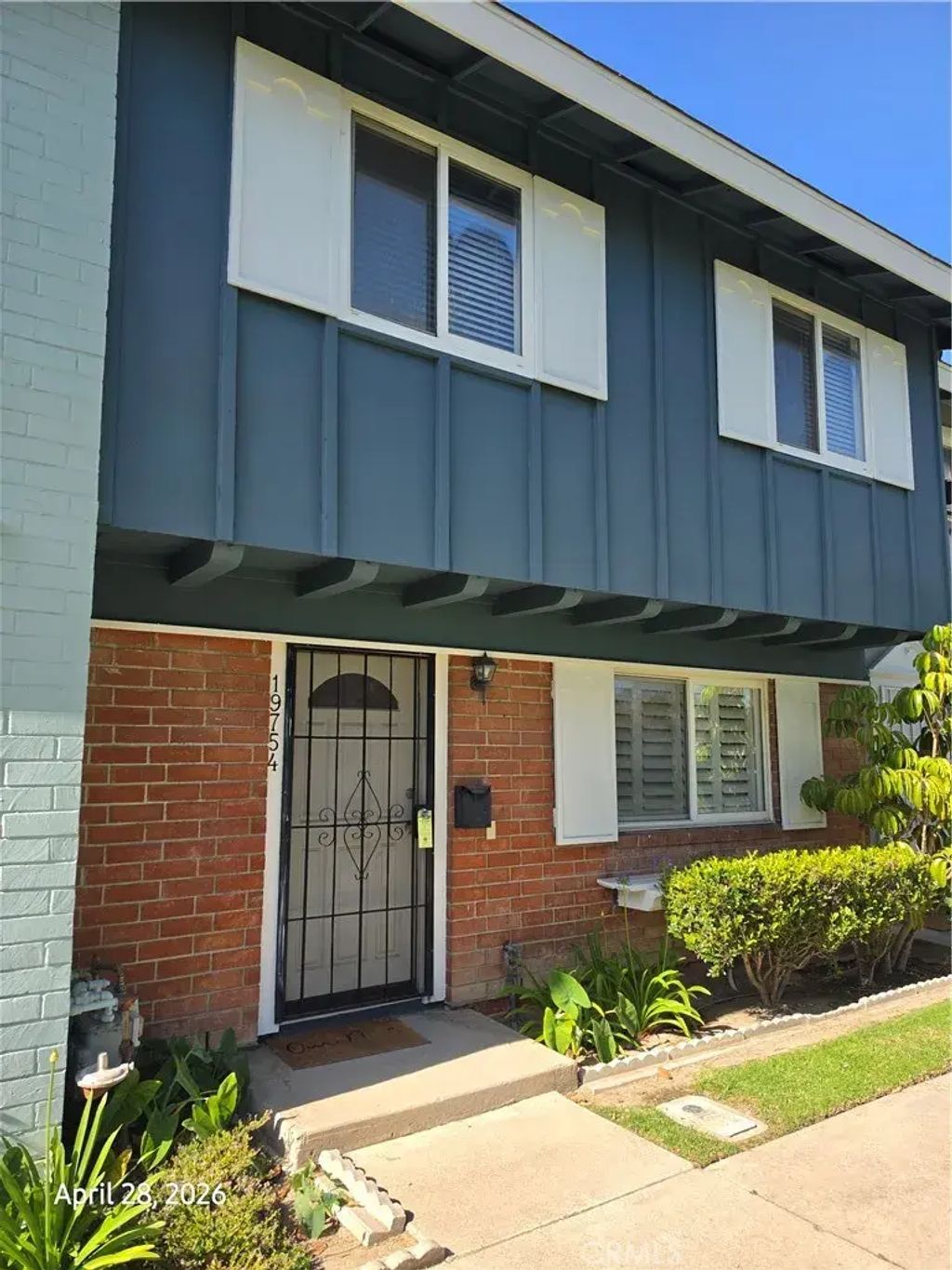 19754 Kingswood Lane, Huntington Beach