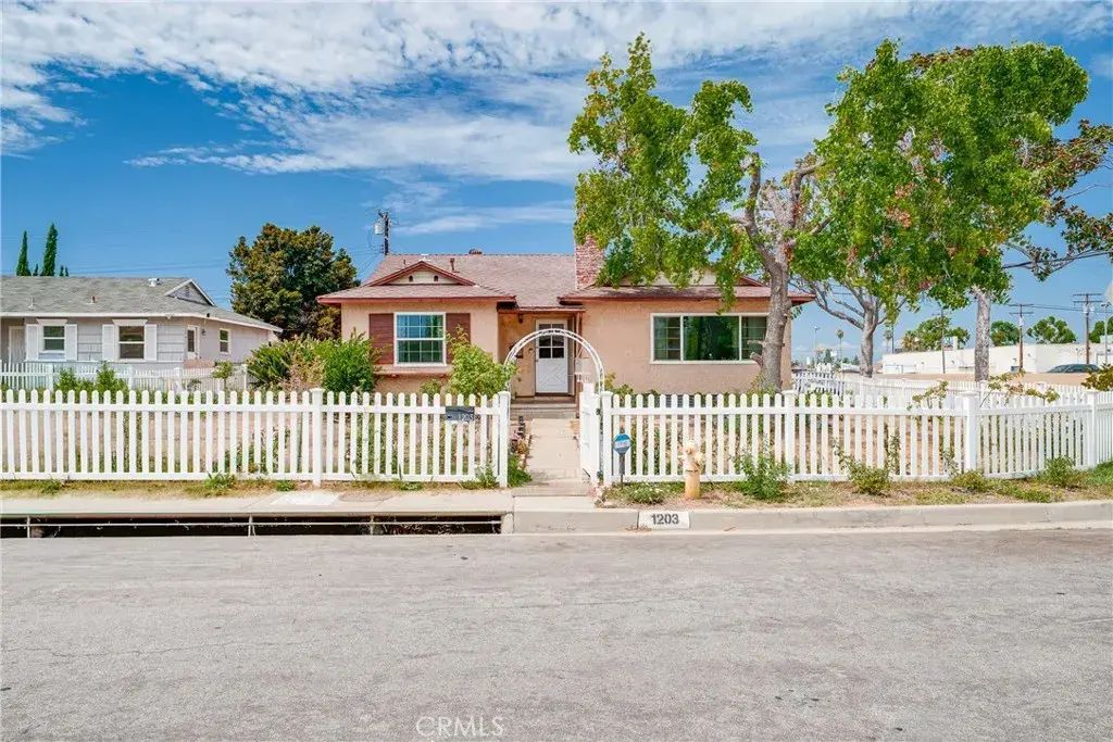 1203 Pontenova, Hacienda Heights