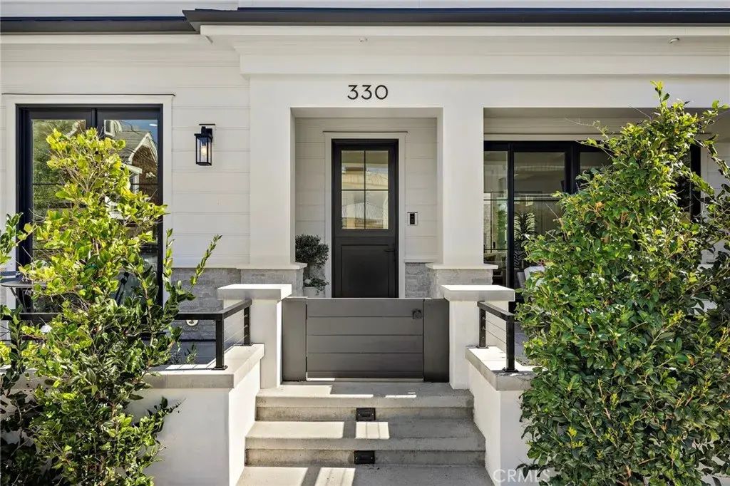 330 Onyx Avenue, Newport Beach