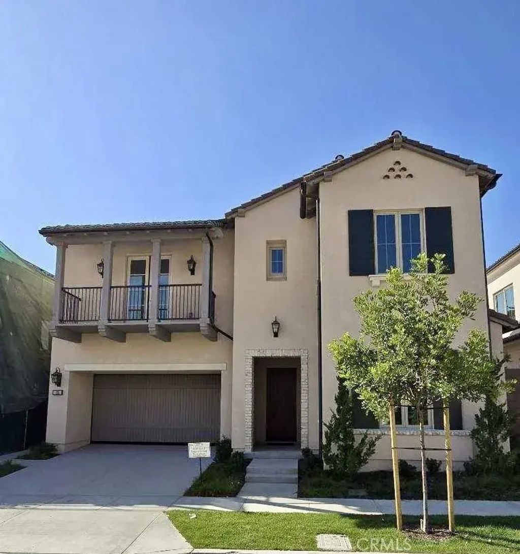 115 Bozeman, Irvine