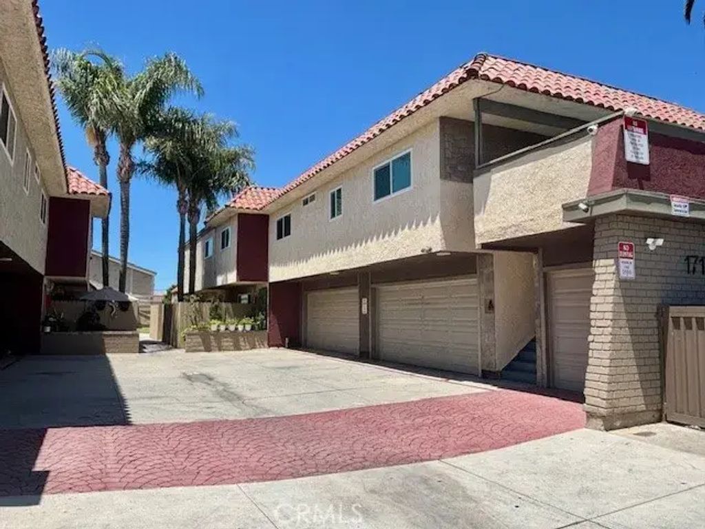 17171 Elm 1, Huntington Beach