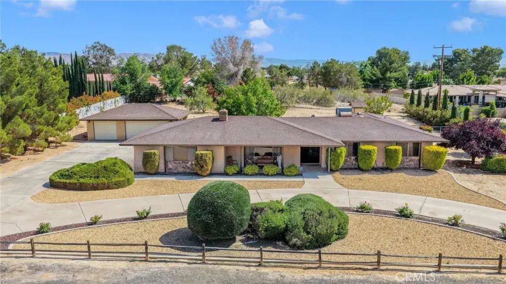 19547 Kona Road, Apple Valley