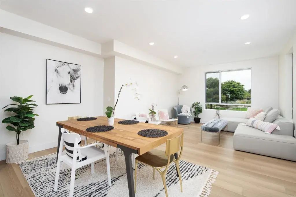 2501 State Street, Carlsbad