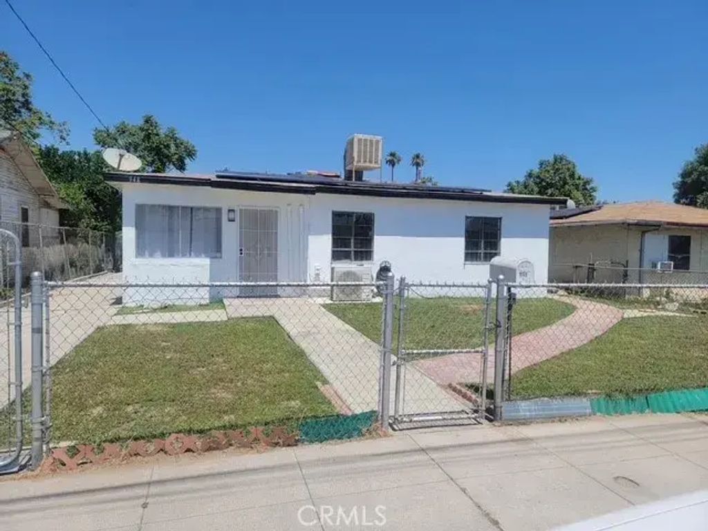 948 W 14th, San Bernardino