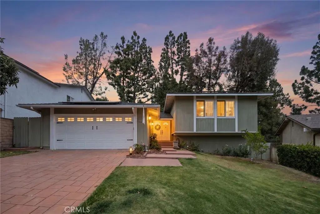 5522 Modena, Agoura Hills