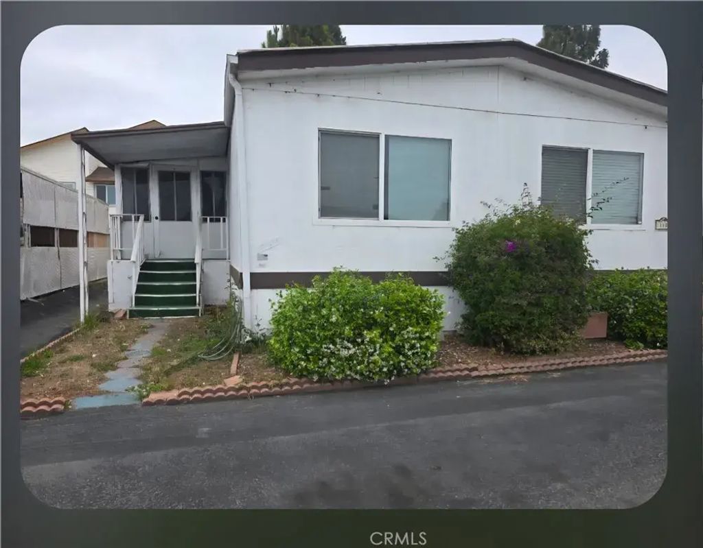 1701 S Thornburg, Santa Maria