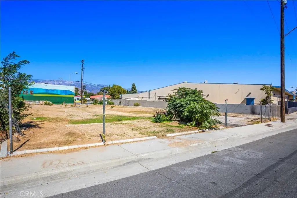 579 W Livingston, Banning