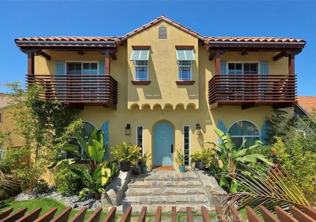 4537 St Elmo, Los Angeles