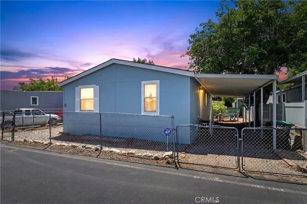 3255 E Avenue R 230, Palmdale