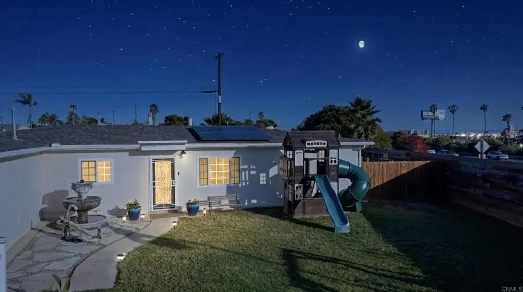 509 Sunset Drive, Oceanside