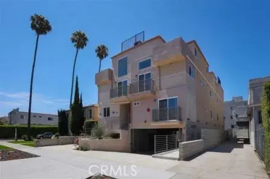 2585 S Sepulveda Boulevard 3, Los Angeles