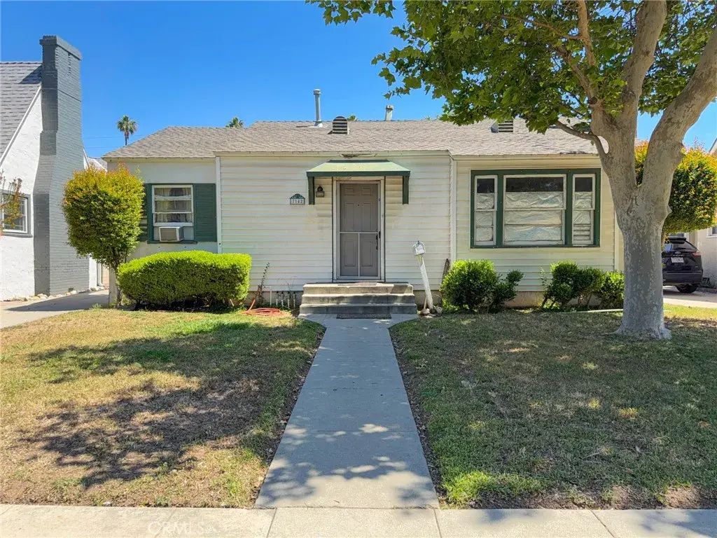 7142 Potomac, Riverside