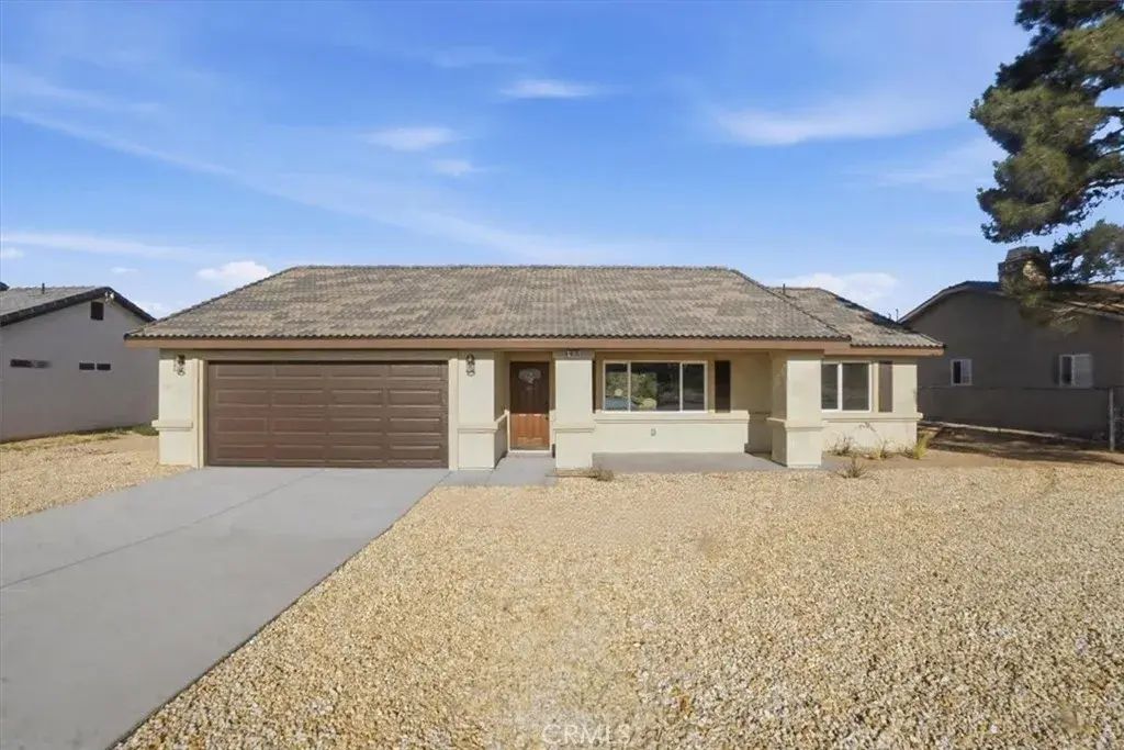 16135 Tawney Ridge Lane, Victorville