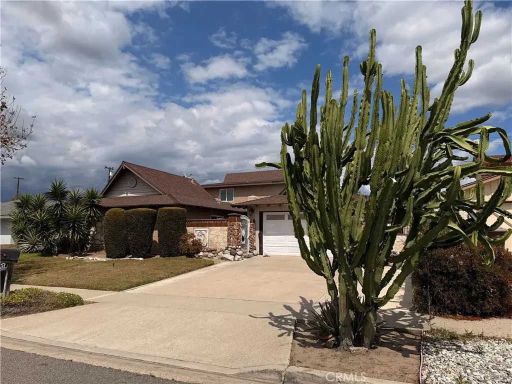 136 N Tiana Lane, Anaheim Hills