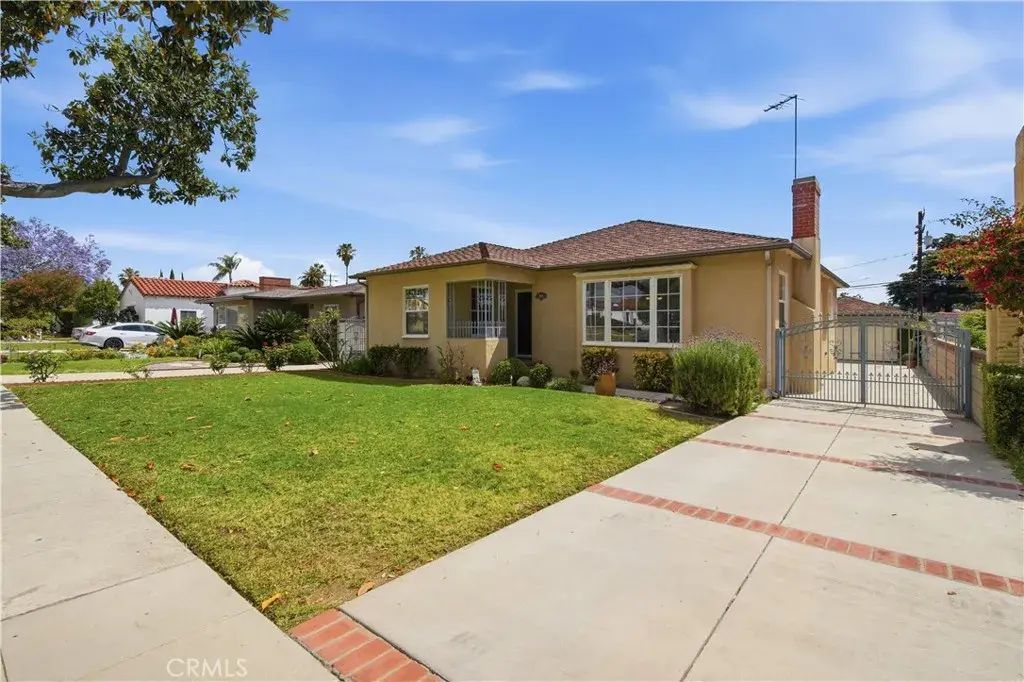 930 S Sierra Vista, Alhambra