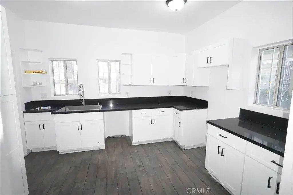 450 W 41st Place, Los Angeles