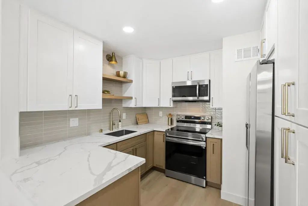 2168 Country Place, Escondido