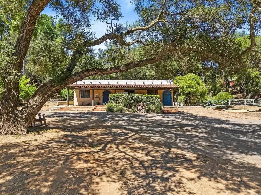 13511 Hilldale Road, Valley Center