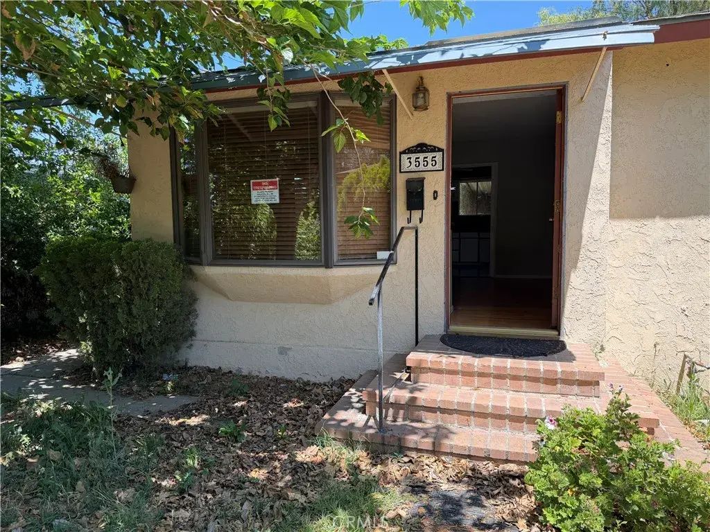 3555 Ross, Riverside