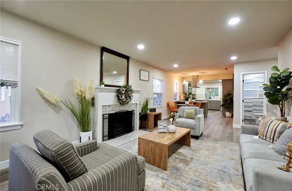 1640 Alameda, Pomona