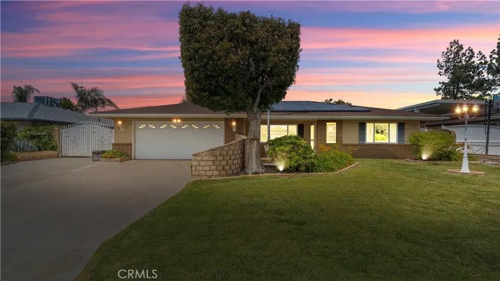 42162 Carnegie, Hemet