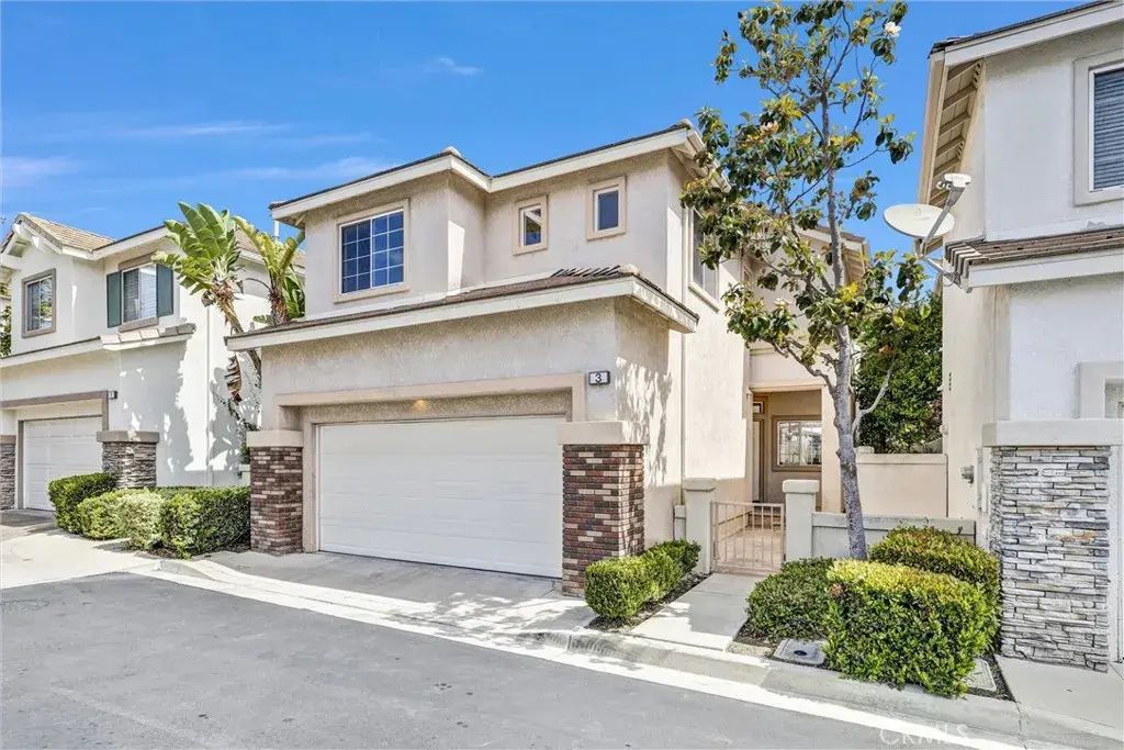 3 Alberta, Aliso Viejo
