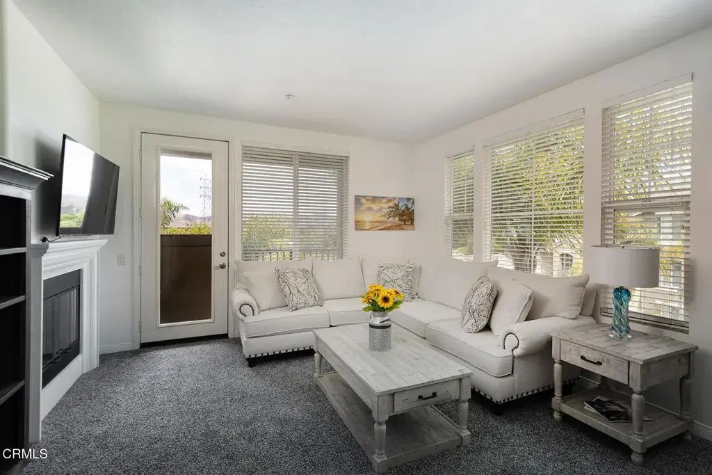 1740 Tanager Street 2-302, Ventura