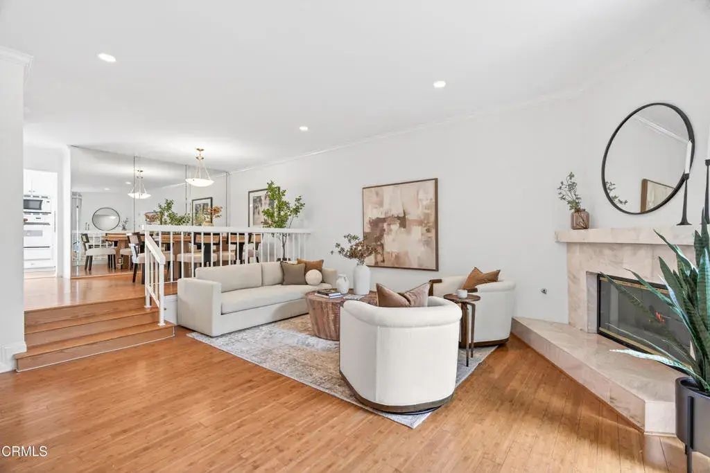 21900 Marylee Street 277, Woodland Hills