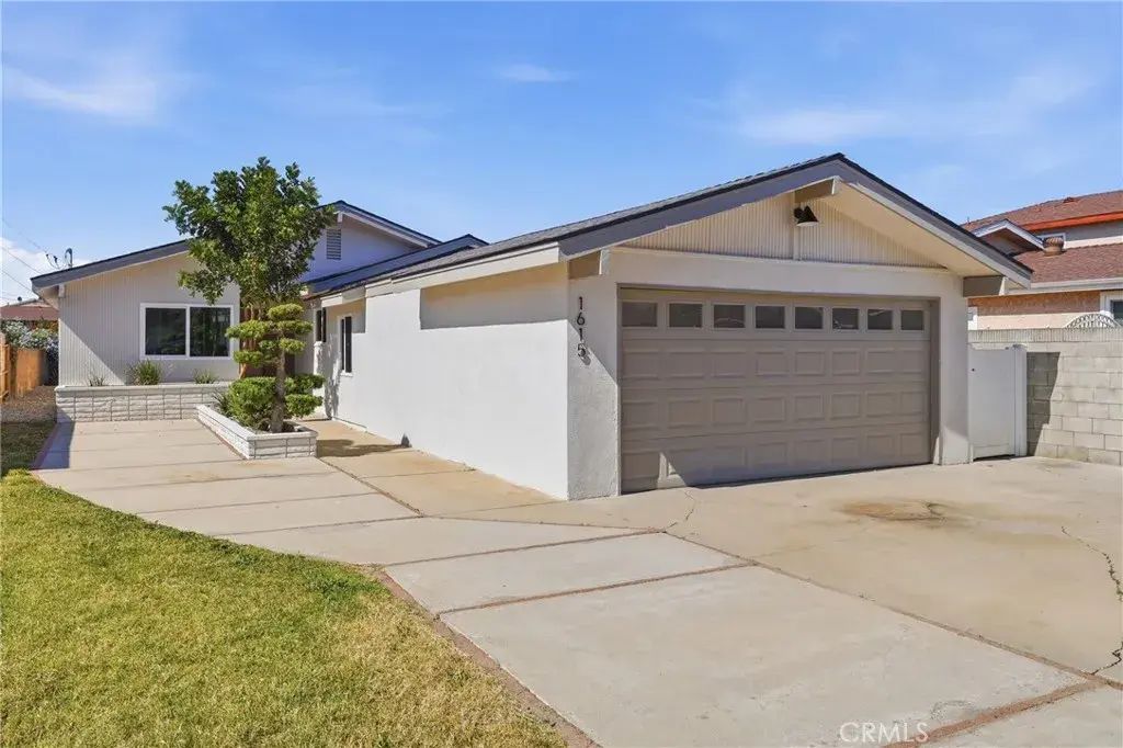 1615 W 183rd, Gardena