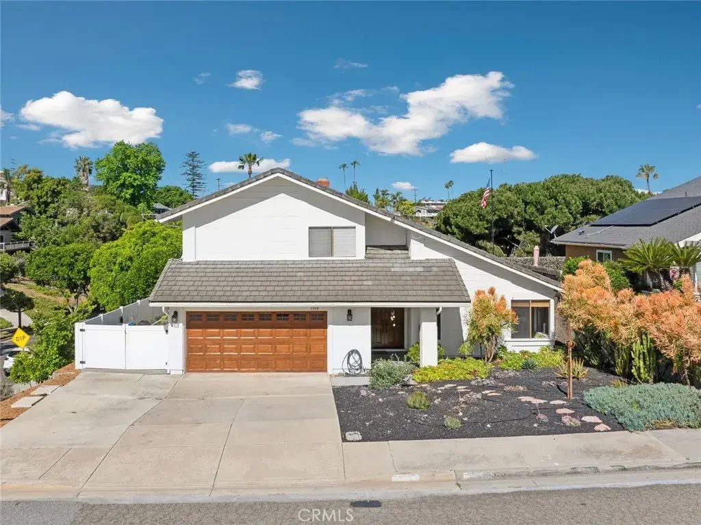 1359 Knoll Drive, Oceanside
