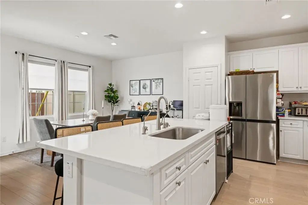 15980 Aventurine Lane, Chino