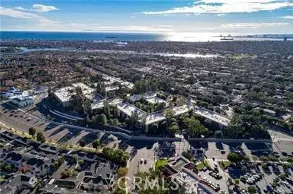 564 N Bellflower Boulevard 218, Long Beach