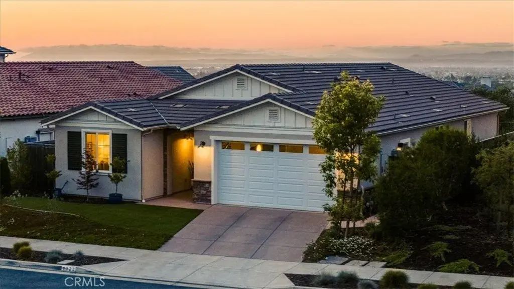 1523 Copperberry, Santa Maria