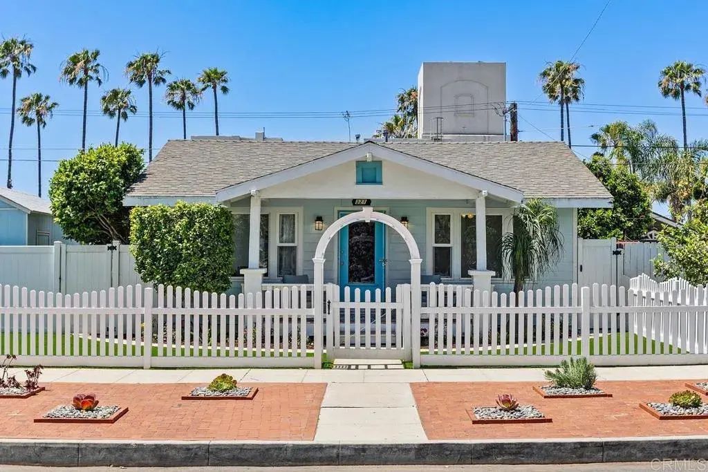 321 S Freeman Street, Oceanside